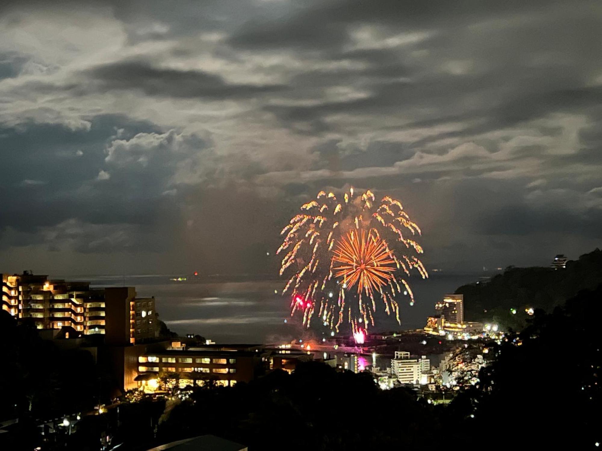 熱海温泉　実の別荘 Atami  Exterior foto